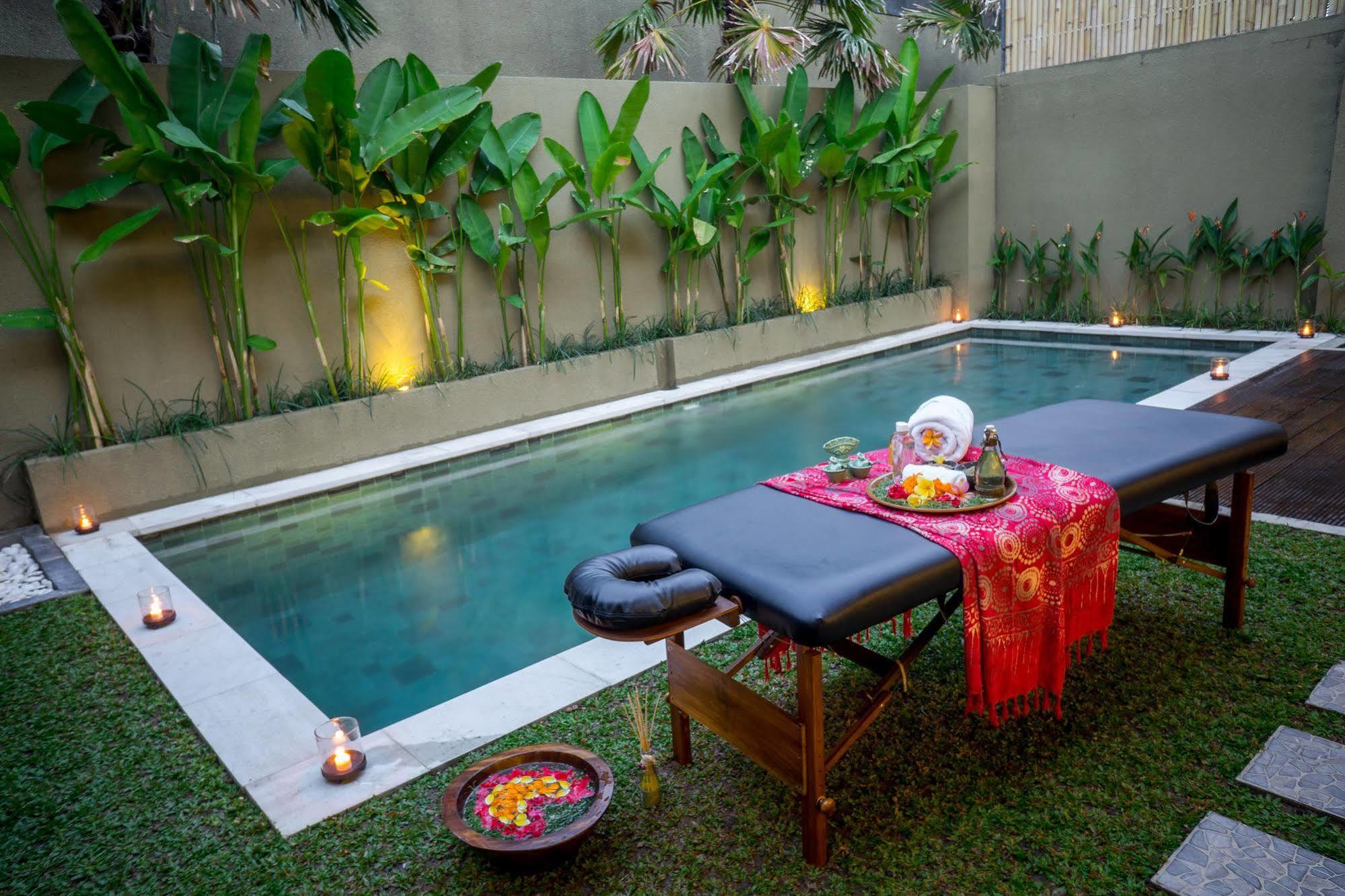 The Kumpi Villas Seminyak Zewnętrze zdjęcie