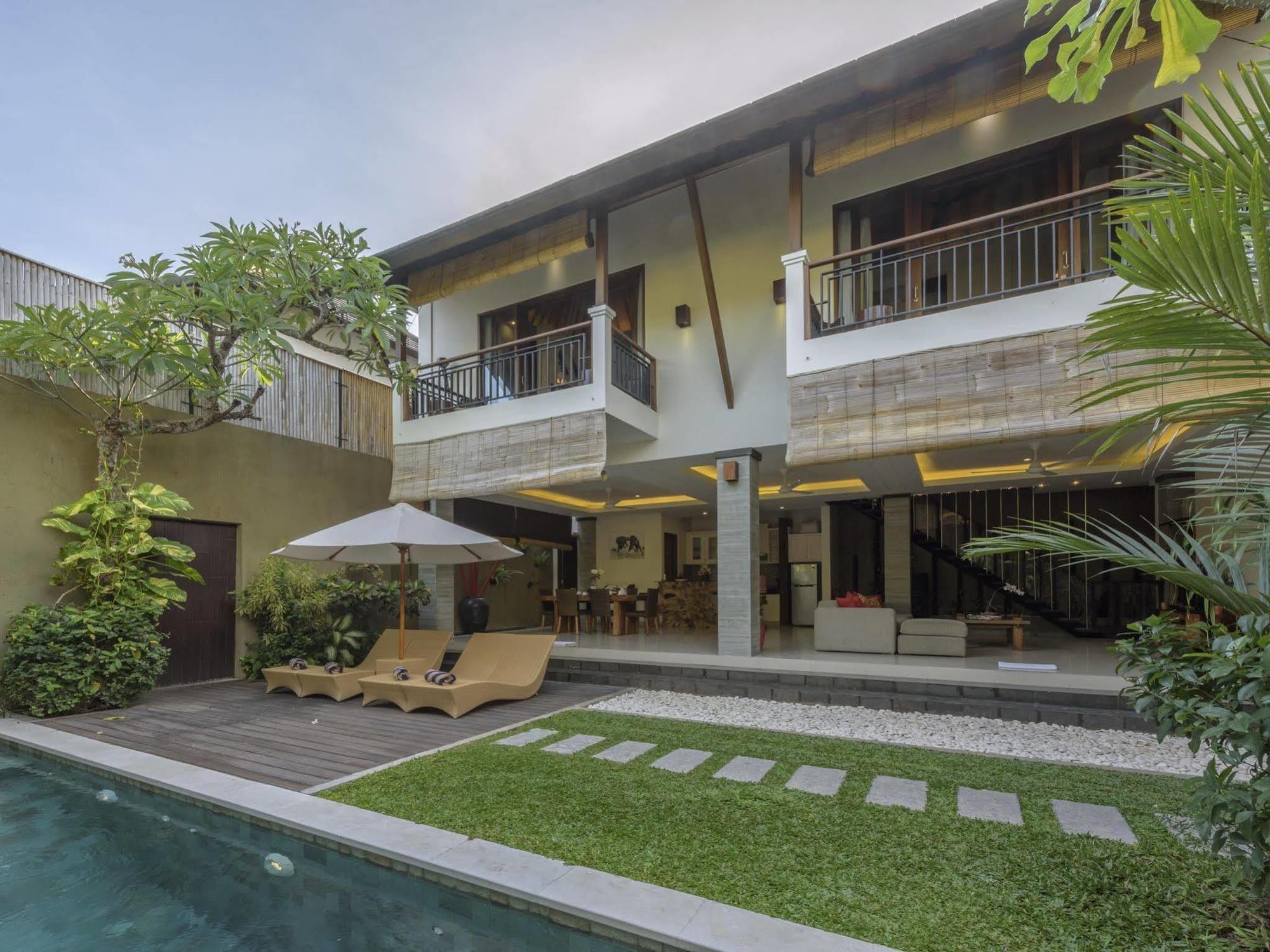 The Kumpi Villas Seminyak Zewnętrze zdjęcie